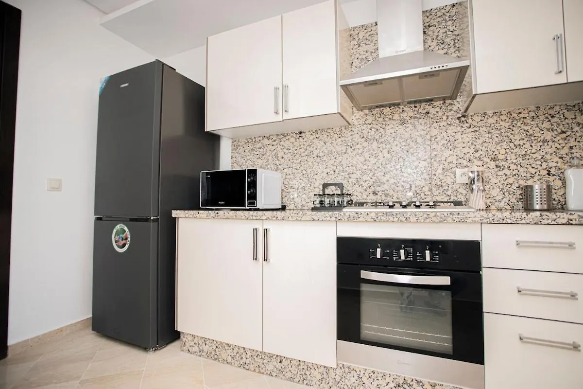 Luxury Stay , Pool, Gym, Parking Marrakesh Apartment